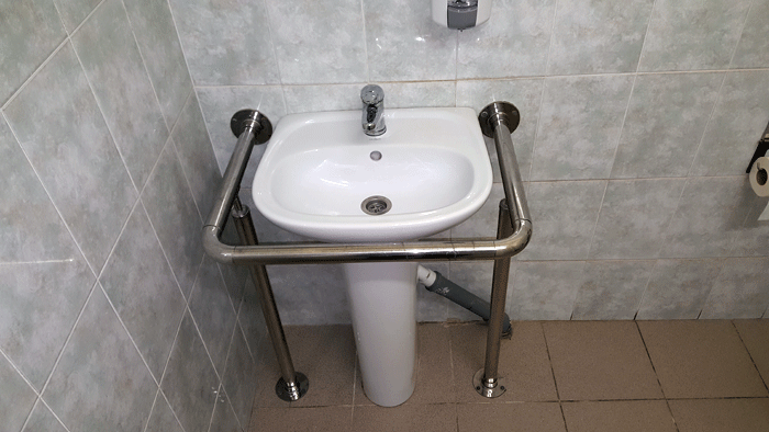 Туалетная кабина для МГН (инвалидов)