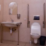 Туалет на входе в ВДНХ